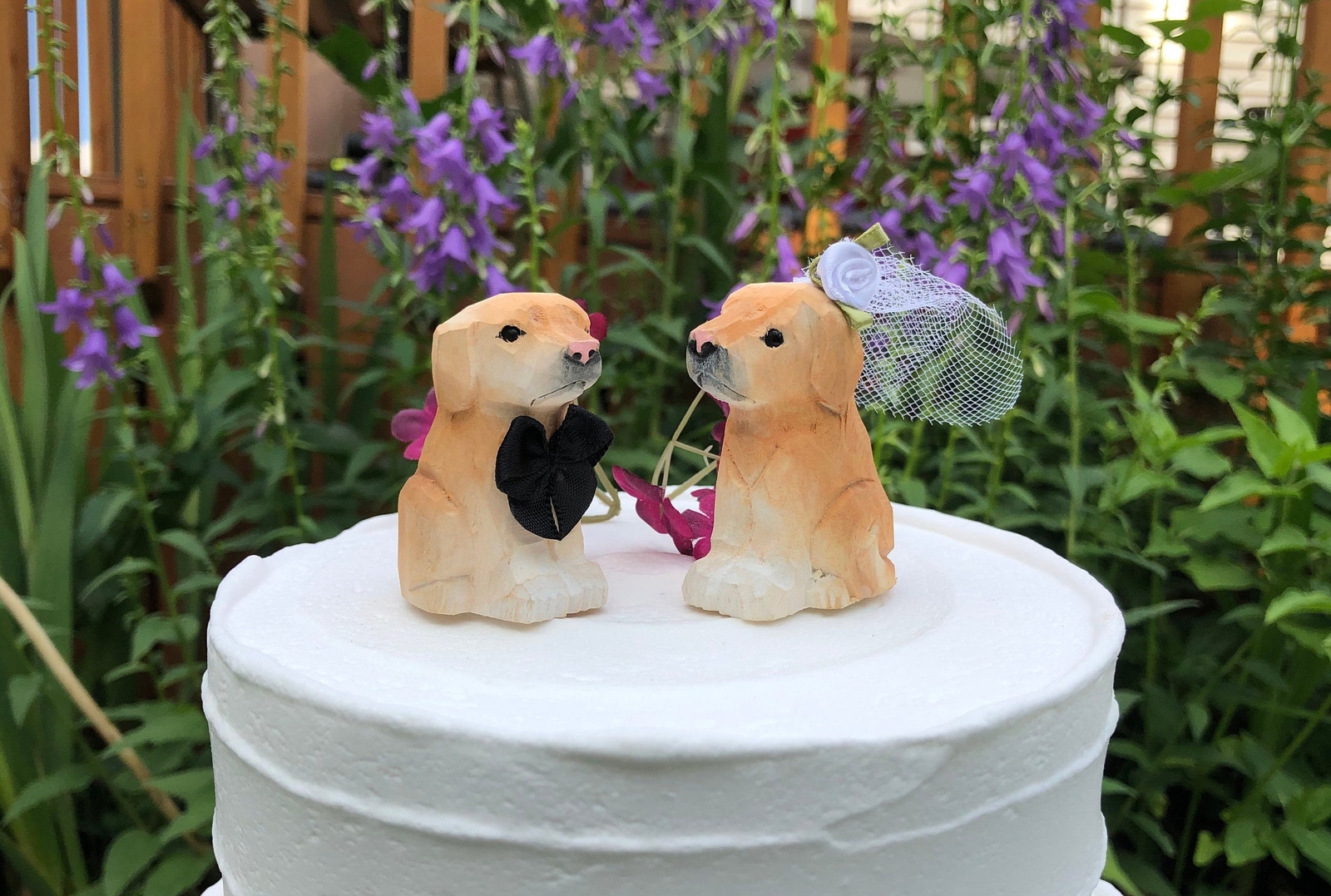 Labrador Dog Puppy Cake Top Bride Groom Love Wedding Engagement Wood Statue Pet
