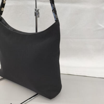 【送料&関税込】Salvatore Ferragamo Bags.. Black Salvatore Ferragamo Black Shoulder Bag 11.8 inch | eBay