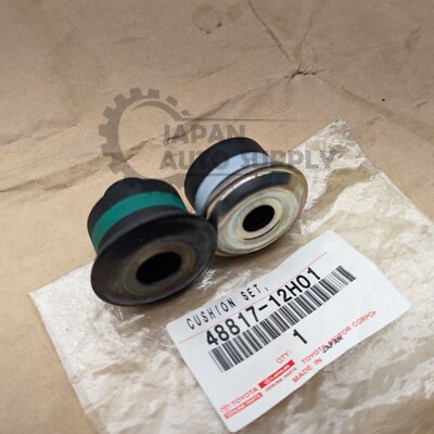 OEM GENUINE TOYOTA 06-18 RAV4 REAR STABILIZER BAR LINK CUSHION