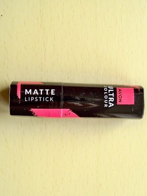AVON ULTRA COLOUR MATTER LIPSTICK NUDE SUEDE, POSH PETAL, BLUSH NEU & VERSIEGELT (A)