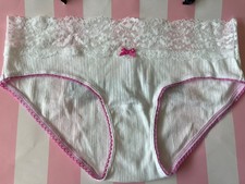 NWT 2022 Victoria's Secret Hiphugger, Lace Waist, White/Pink Medium
