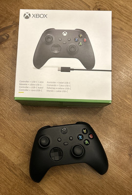 Microsoft Xbox Wireless Controller mit USB-C Kabel - Schwarz