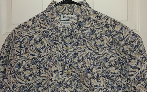 Columbia - Lot of 2- Men's Short Sleeve Exciting Print Shirts Size Medium