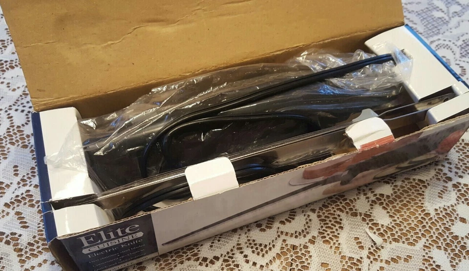 Cuchillo eléctrico Elite Cuisine cuchillas dentadas de acero inoxidable modelo EK-570B Foto 4 de 4