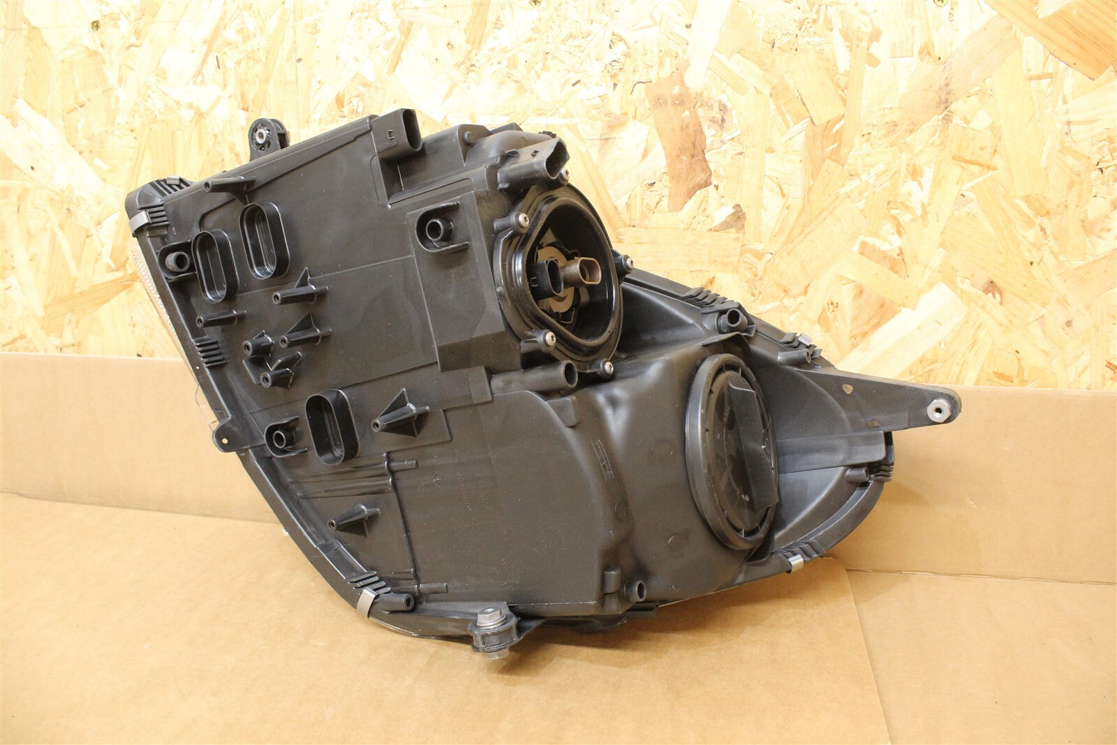 MERCEDES SLK R171 Headlight Driver Right Side Ref 04m00 for sale  