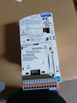LENZE E82EV371S2C 8200 Vector + E82ZBC Modul