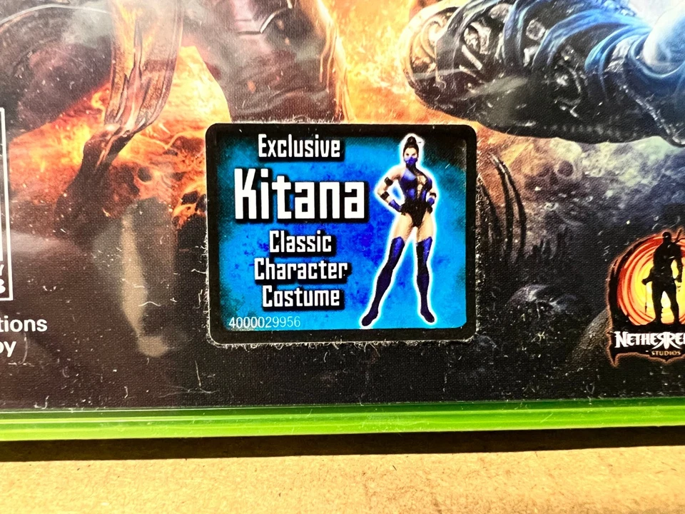 Mortal Kombat 2011 w/ CLASSIC KITANA Collectible Card Xbox 360 NEW SEALED - Image 3 of 4