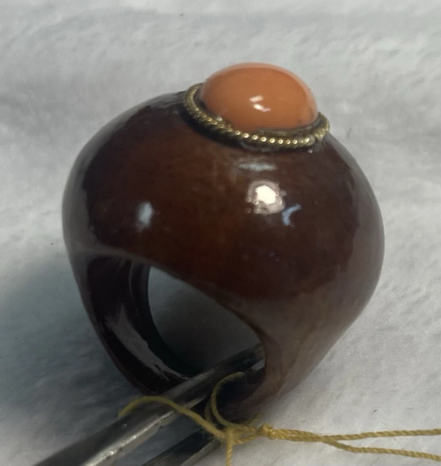 18 K Gold Frame Wood Ring Size 6,5 With Natural Coral from Italy Angel Skin - Image 4 of 4