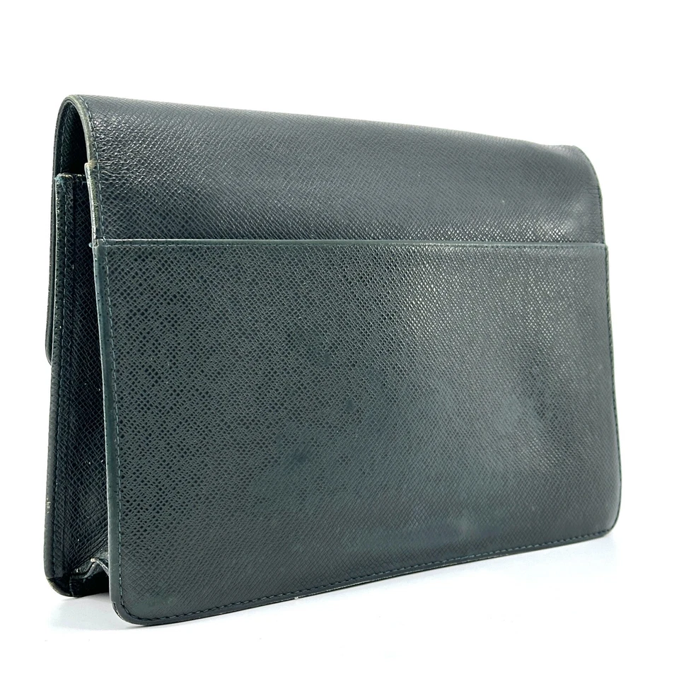 LOUISVUITTON Clutch Bag Taiga Serenga M30784 Esepia Green Leather - Image 3 of 4