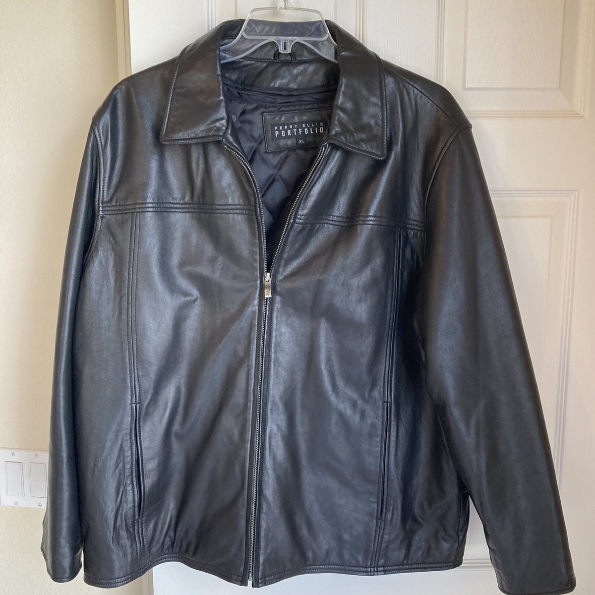 Perry Ellis portfolio black leather jacket size extra large Perry Ellis portfolio black leather jacket size extra large