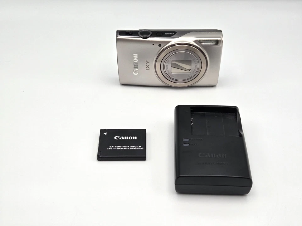 [OTTIME CONDIZIONI] Canon PowerShot ELPH 360 HS / IXY 650 Silver Fotocamera d... - Immagine 2 di 4