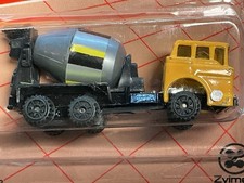 Camión mezclador de concreto amarillo Zee Toys Vintage 1957 Dina-Mites nuevo en paquete Zylmex 29593