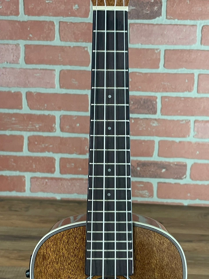 Kala Gloss Mahogany Concert Ukulele w/ EQ - Image 3 of 4