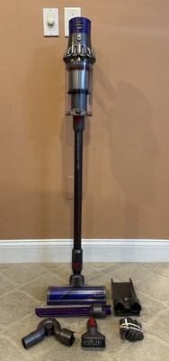 Dyson Cyclone V10 Total Clean+ Cordless Vacuum Cleaner W/Attachments & Charger