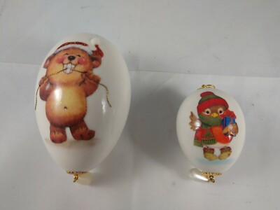 2 Geri Meyer Christmas Egg Shell Ornament Signed 1 Small Bird and 1 Large Bear