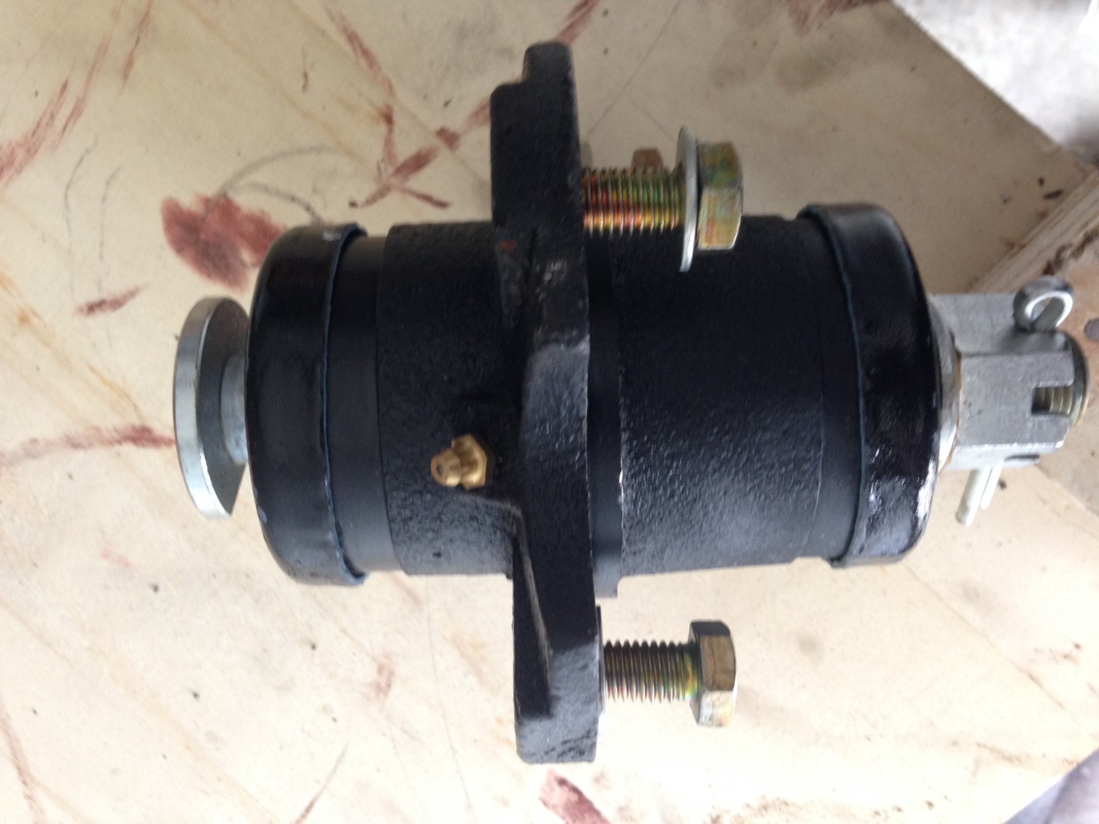 International Rotary Cutter HD Tailwheel Hub for IM702, Super 8 and