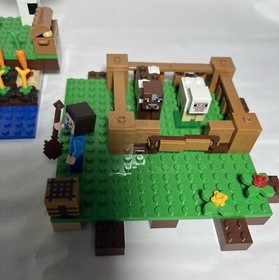 Lego Minecraft 21114 The Farm - Retired - With Instructions & Minifigures