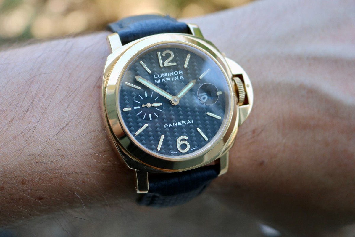 Panerai Luminor Marina PAM00140 18k Yellow Gold Carbon Fiber Panerai Luminor Marina PAM00140 18k Yellow Gold Carbon Fiber