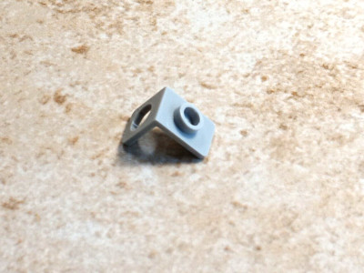 LEGO Neck bracket LIGHT GRAY Lot of 1 Back Stud Bodywear Clip Sword CASTLE Guard