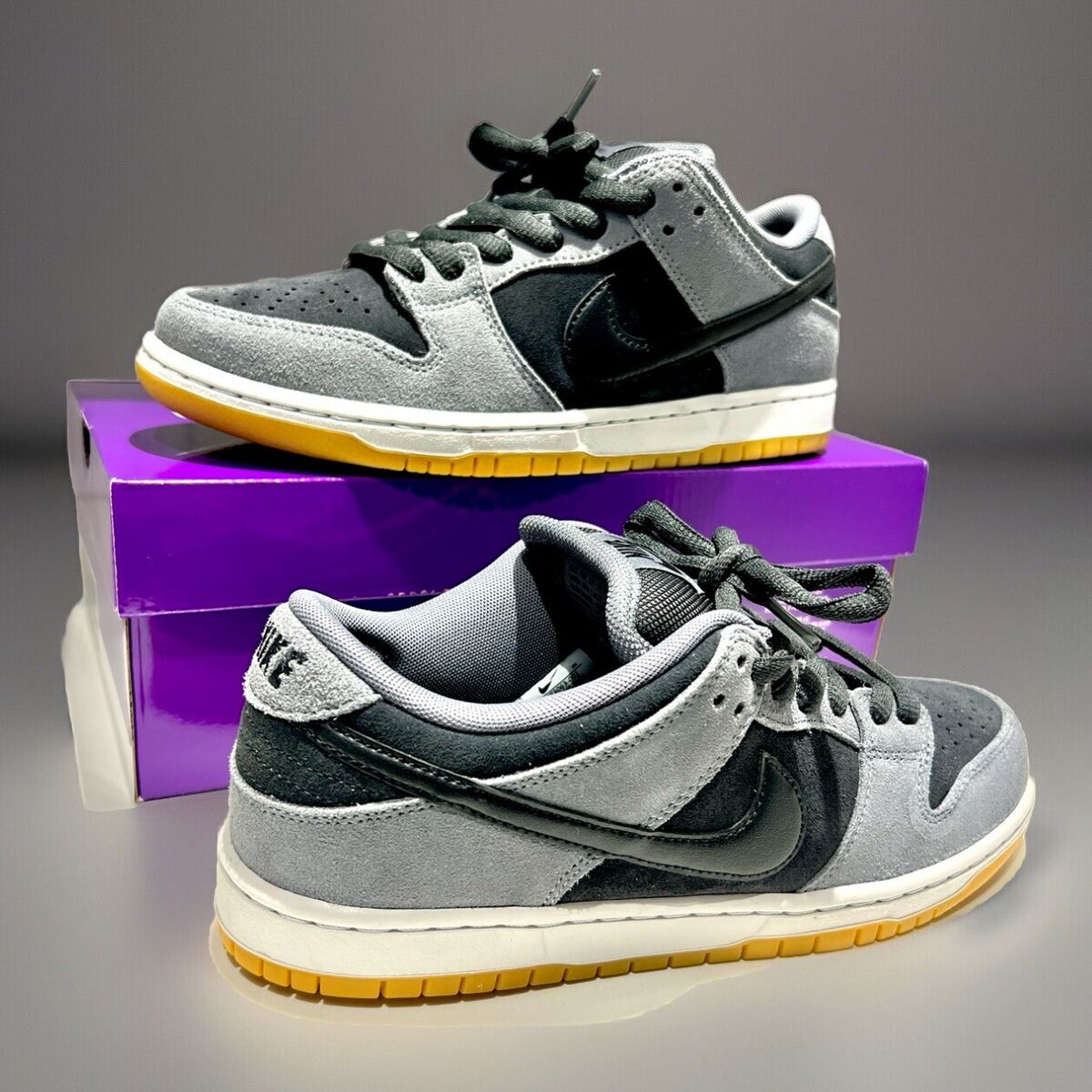 靴 Nike SB Dunk Low Pro Black and Smoke Nike SB Dunk Low Pro 