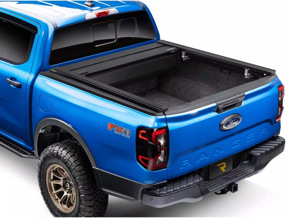 Retrax PRO XR Manual Retractable Tonneau Fits 2024-2025 Ford Ranger 5'1" Bed Foto 3 de 4