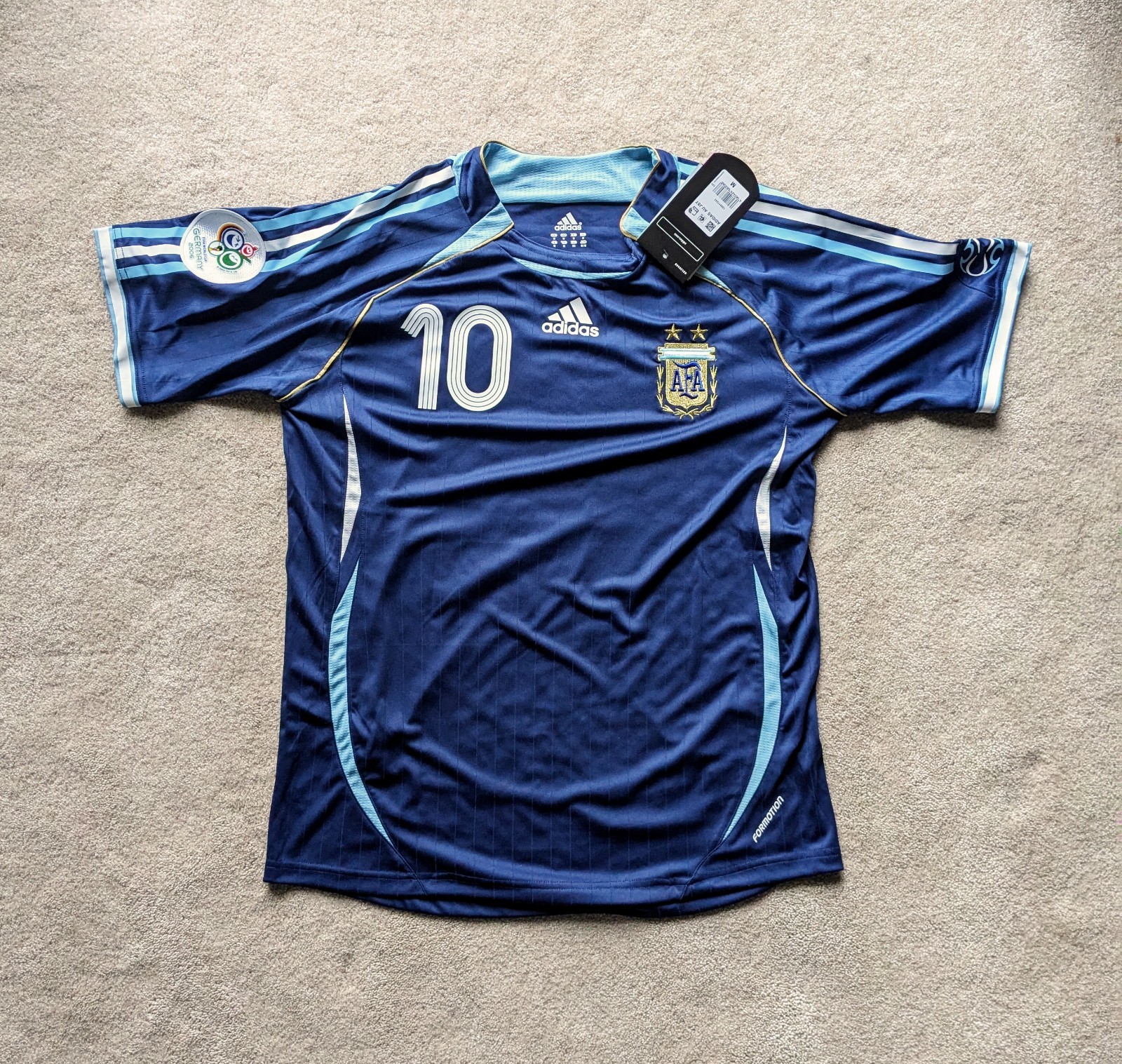 Authentic Lionel Messi #10 Argentina 06/07 Medium Football / Soccer Jersey NWT