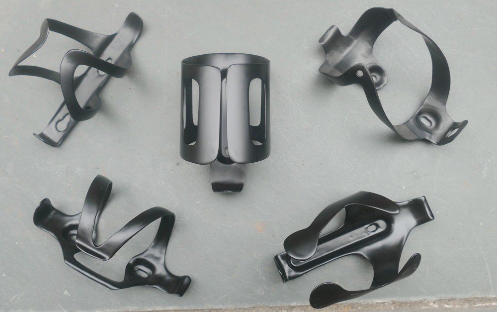 2 PCS :  Carbon water Bottle cage  for ROAD Bike Mountain Bicycle MTB