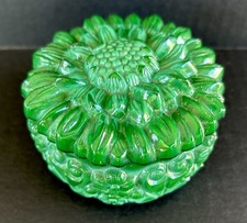 Bohemian Czech Vanity Powder Jar Green Malachite Glass Curt Schlevogt Art Deco Bohemian Czech Vanity Powder Jar Green Malachite Glass Curt Schlevogt Art Deco