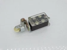 BERNSTEIN AG 6002154043 SWITCH