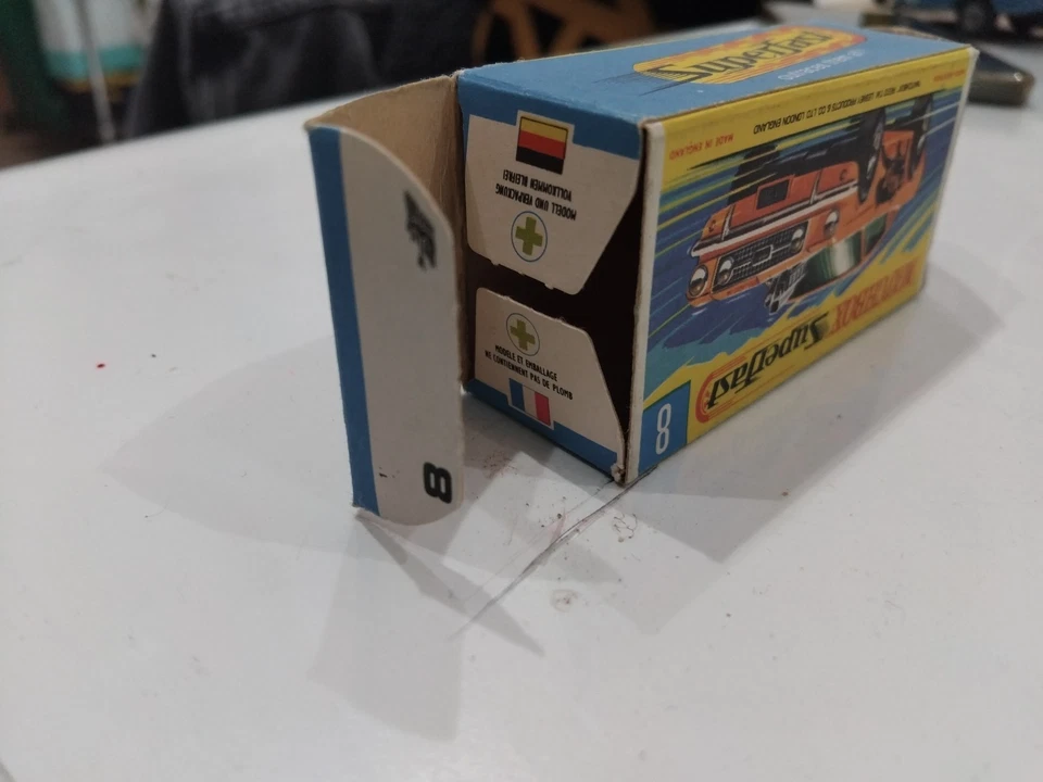 LESNEY MATCHBOX SUPERFAST N.8 MUSTANG WILD CAT Empty Box - Immagine 3 di 4