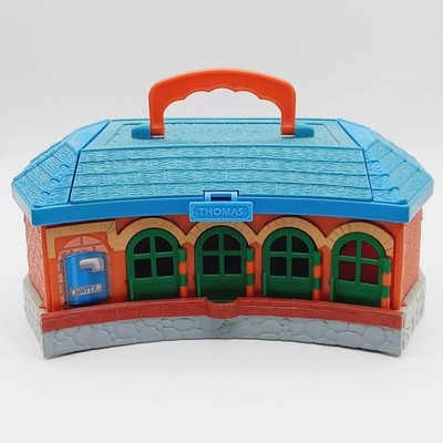 Train Station Playset Roundhouse Thomas & Friends 2002 Learning Curve empty