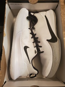 kobe bryant shoes size 13