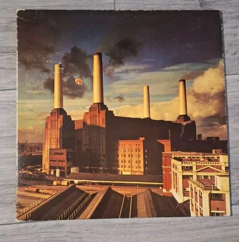 Pink Floyd Animals 1977 1st press Vinyl LP with original inner A3U/B4U Rare.