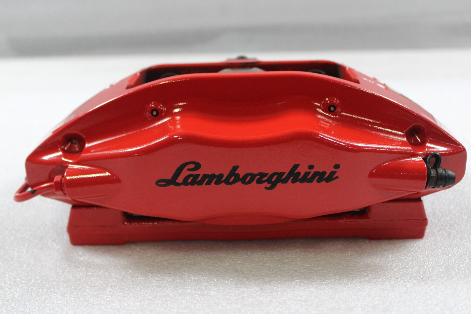 Lamborghini Huracan, LP580, LH, Rear Brake Caliper, Red, Used, P/N 4T0615405AH
