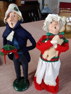 vintage byers choice carolers