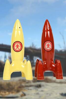 Fallout 4 76 New Vegas Red Rocket Salt & Pepper Shaker Figure Statue Set  inhand