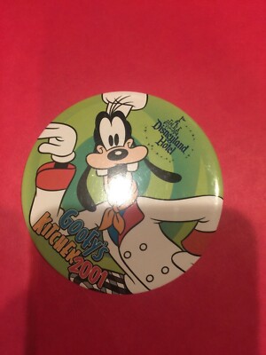 Disney Goofy Goofy's Kitchen Pin Back Button 2001