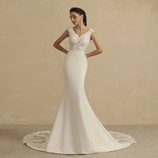 V Neck Mermaid Wedding Dresses Sleeveless Court Train Vintage Boho Bridal Gowns