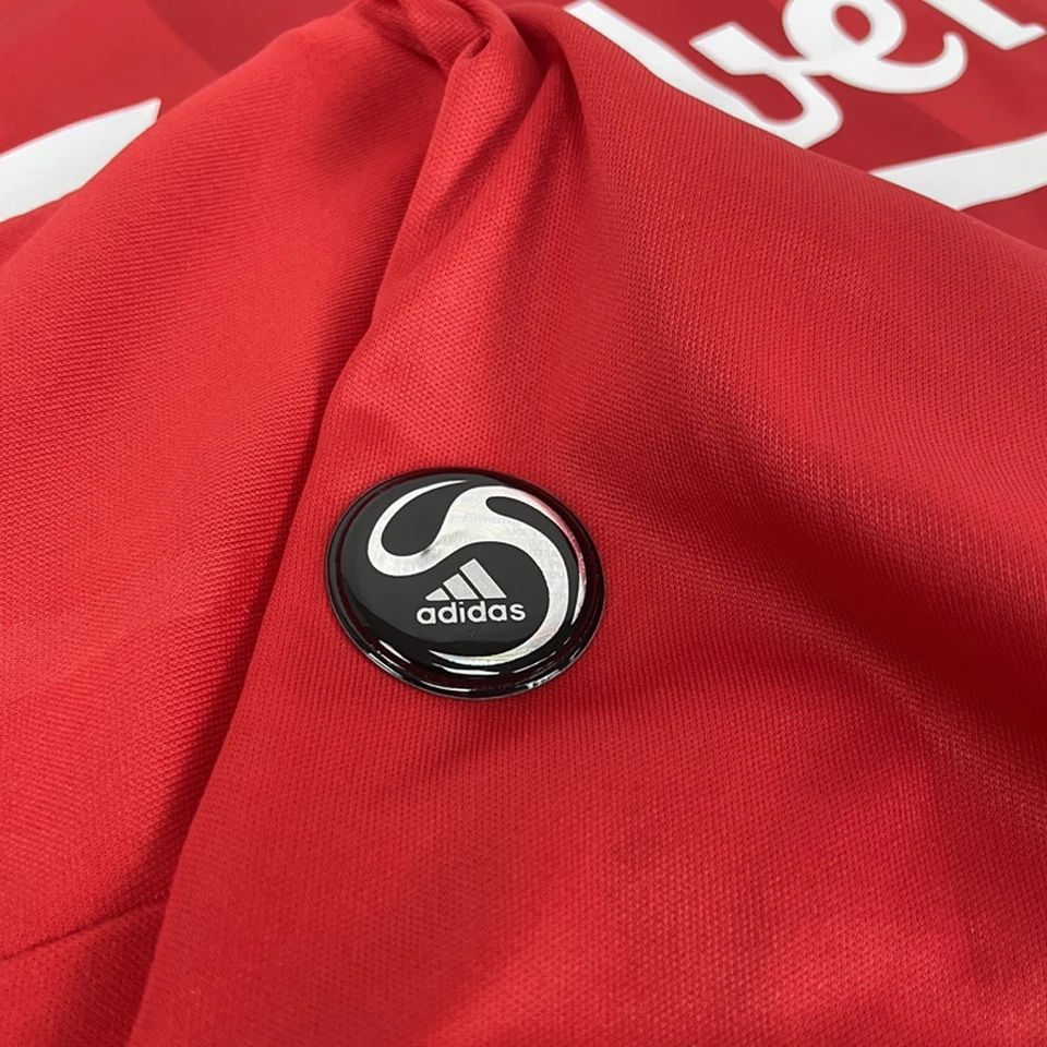 Liverpool 08-09 Home Classic Jersey - Steven Gerrard #8 (Short Sleeve) - Image 4 of 4