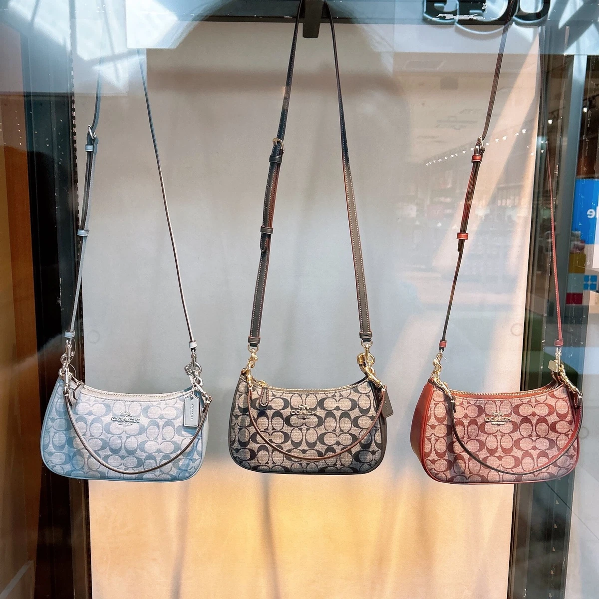coach chambray tote 40 Cinosural International School