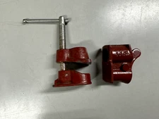 Pipe Clamp Fixture for 1/2-Inch - Red