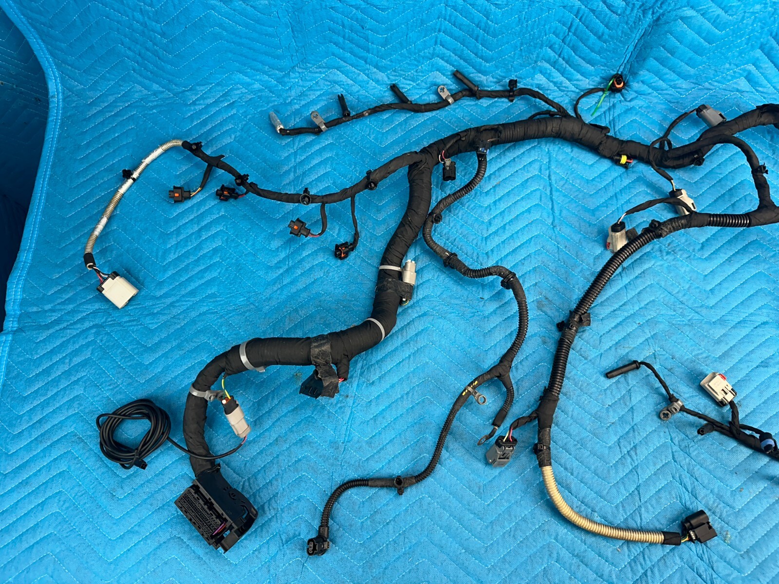 Nissan Titan XD 5.0L Diesel 4WD Engine Wiring Harness 2016 OEM