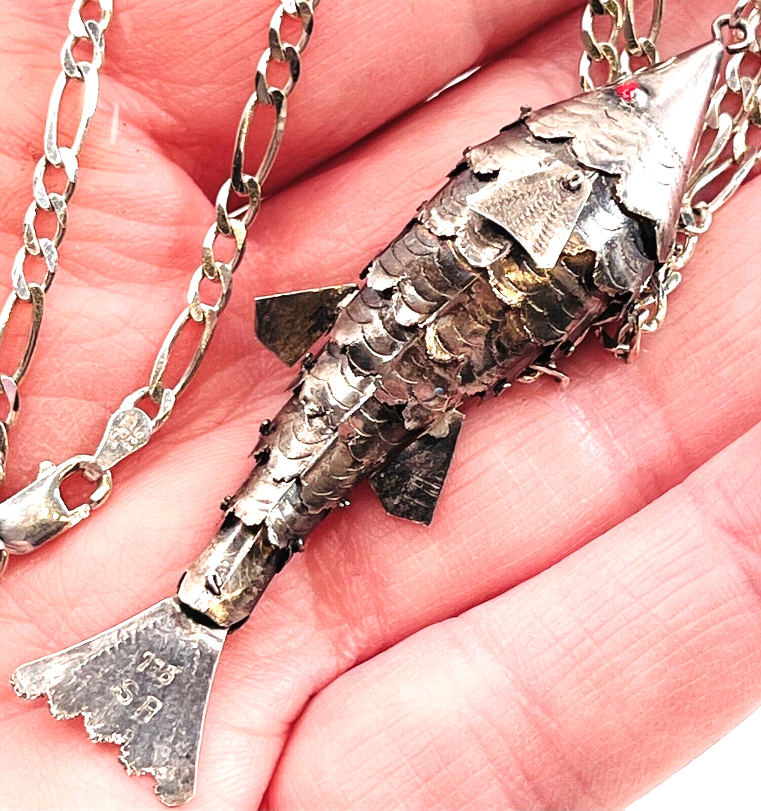 Vintage Articulated Sterling Silver Fish Pendant Neck… Gem