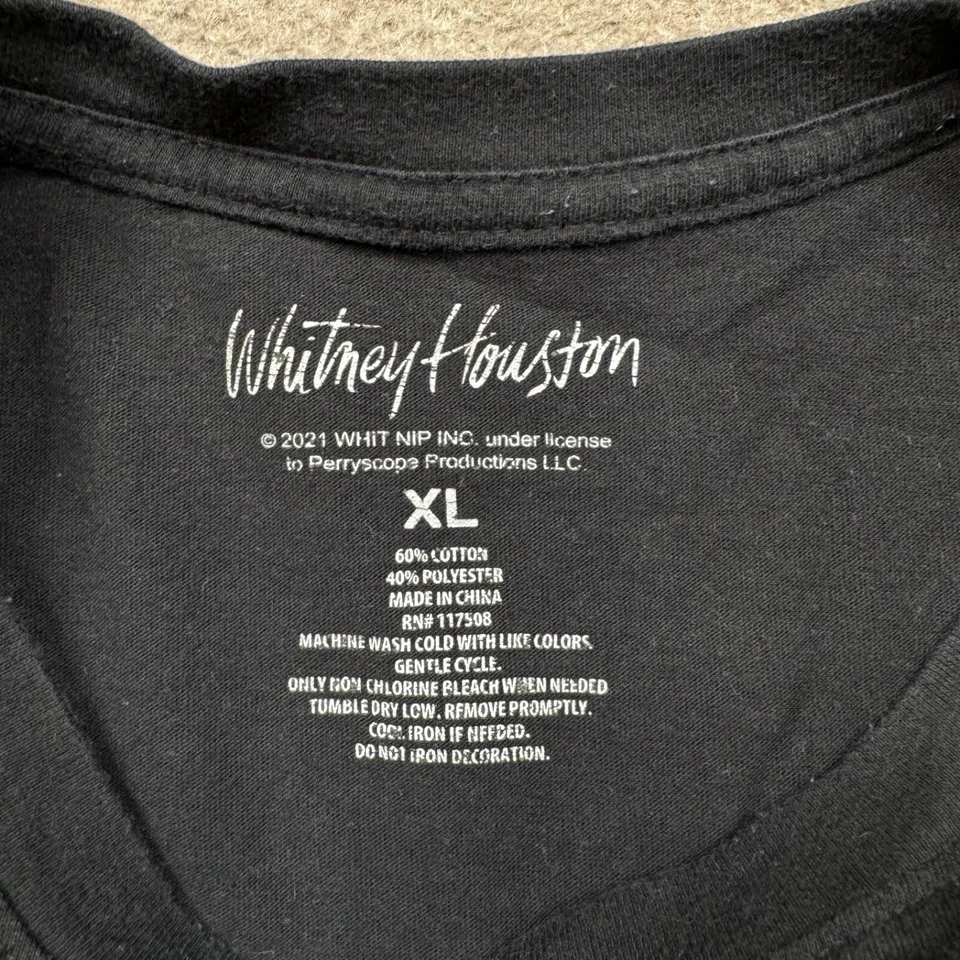 Whitney Houston Womens Shirt Size XL Black Short Sleeve Crew Neck Cropped Boxy T - Image 2 of 4