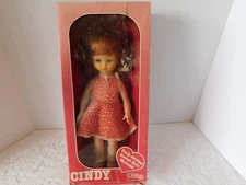 STUNNING ULTRA RARE VINTAGE LARCO CINDY DOLL - FULLY JOINTED  / NRFB