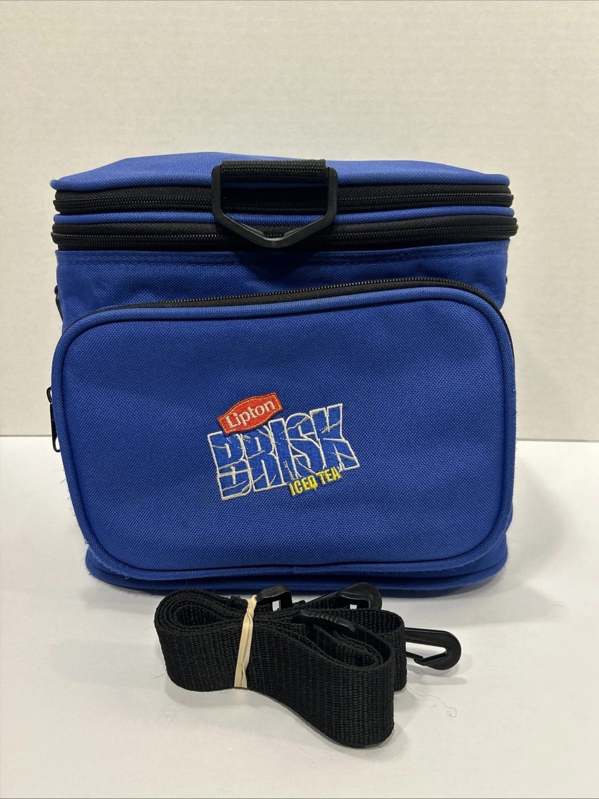 VTG Lipton Brisk Iced Tea Carry Strap Lunch/Beverage Cooler Collapsible