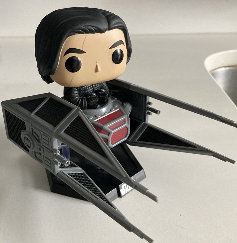 Kylo Ren Poe Dameron Funko Star Wars Tie fighter X wing loose