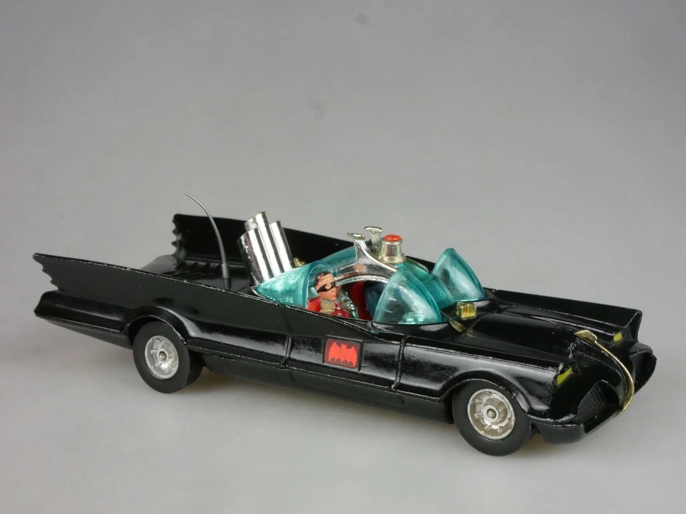 Corgi Toys 267 Batmobile Batman Robin Whizzwheels ca. 1973/74 132709 - Bild 3 von 4