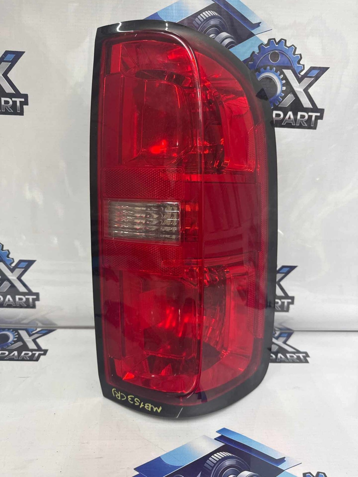 2015-2022 CHEVY COLORADO Tail Light Tail Lamp Right Passenger Side OEM