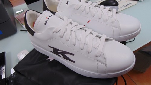 KITON NAPOLI AUTENTICHE SNEAKERS PELLE TG 8-42 650,00 CART. KT03